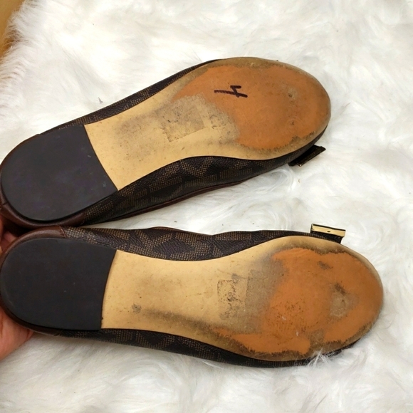 Michael Kors Brown Monogram Logo Bow Flats Size 10 - Picture 11 of 11